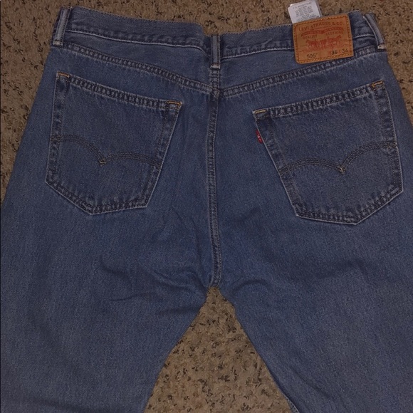 Comfortable levi good for work jeans. - Picture 2 of 4